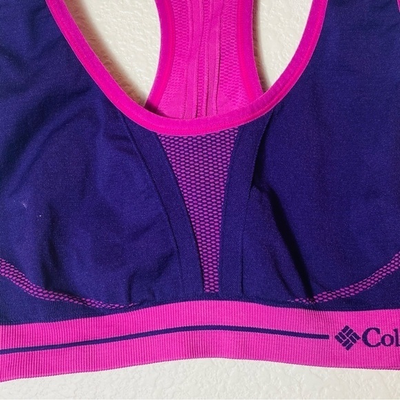 Columbia Women's Seamless Reversible Pink/Blue Sports Bra Size: M - Picture 4 of 5